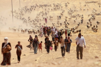 Un gruppo di yazidi mentre ritorno nella regione del Sinjar, Iraq  